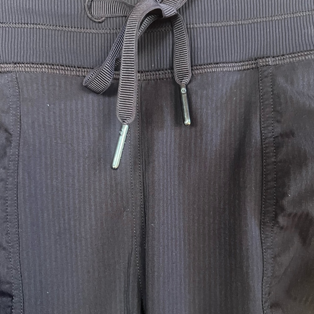Lululemon Athletica Dark Brown Drawstring pull on Pants